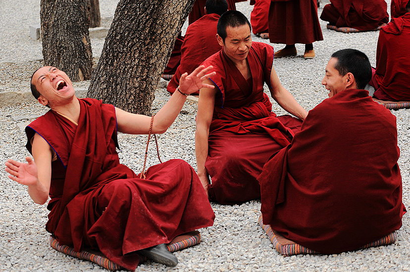 チベットラサ＆ヤムドォク湖３日間観光ツアー