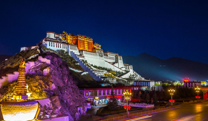 チベットラサ　ボタラ宮（布達拉宮）