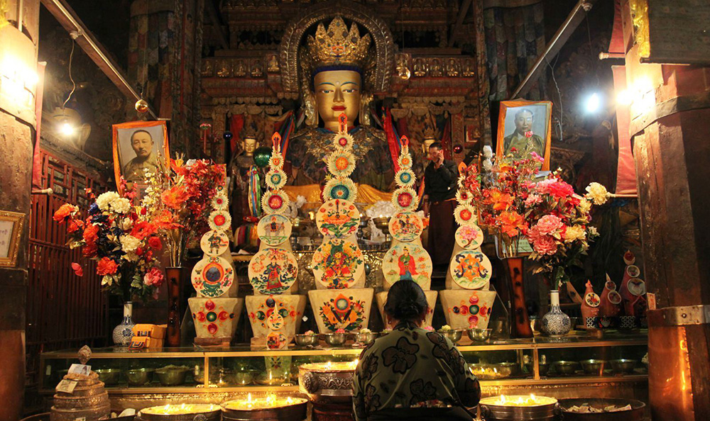 チベットギャンツェ パンコル・チョーデ(白居寺)