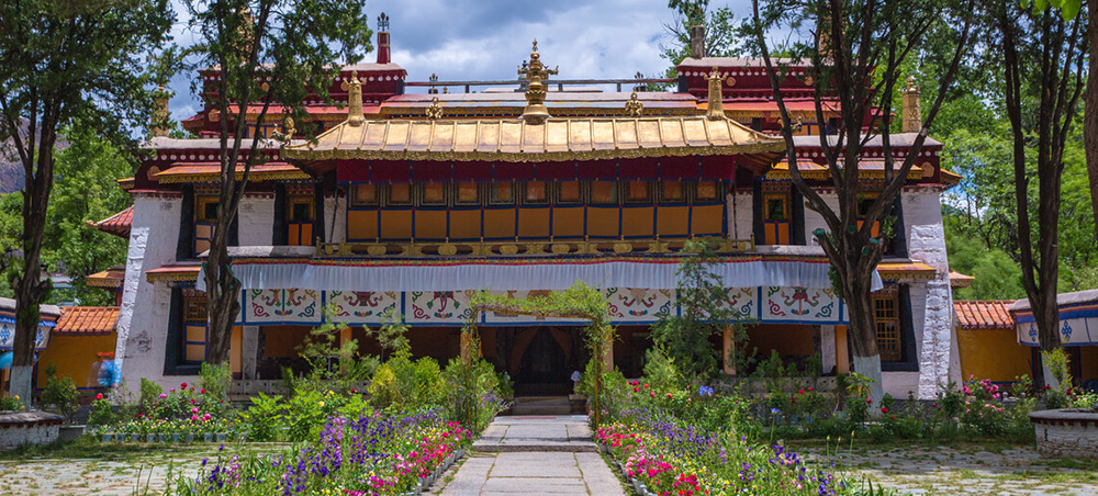 チベットラサ ノルブリンカ(羅布林卞)