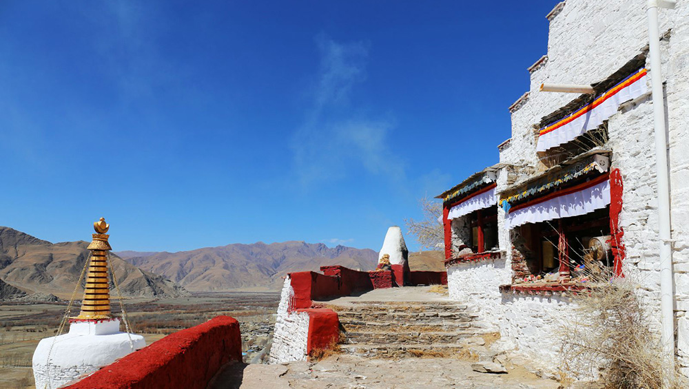 チベット ヨンブ･ラカン（雍布拉康）