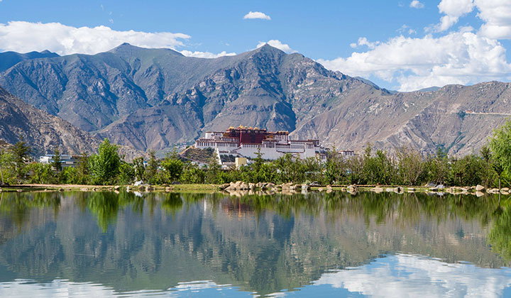 ラサ　南山公園